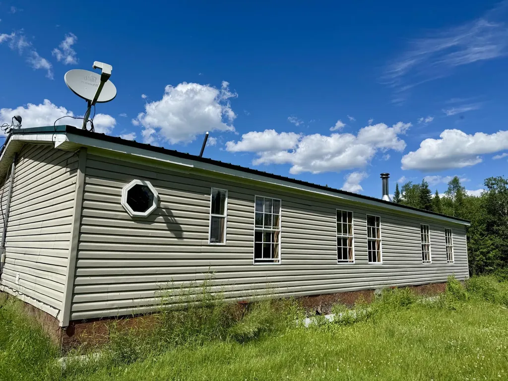1025 Beans Corner Road Hartland ME 04943
