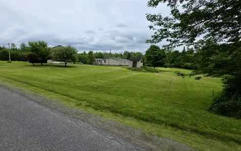1025 Beans Corner Road Hartland ME 04943