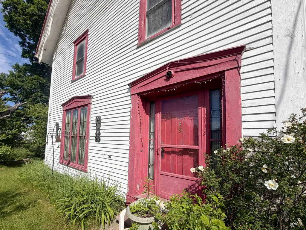 39 Jacksonville Road East Machias ME 04630