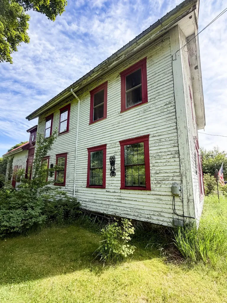 39 Jacksonville Road East Machias ME 04630