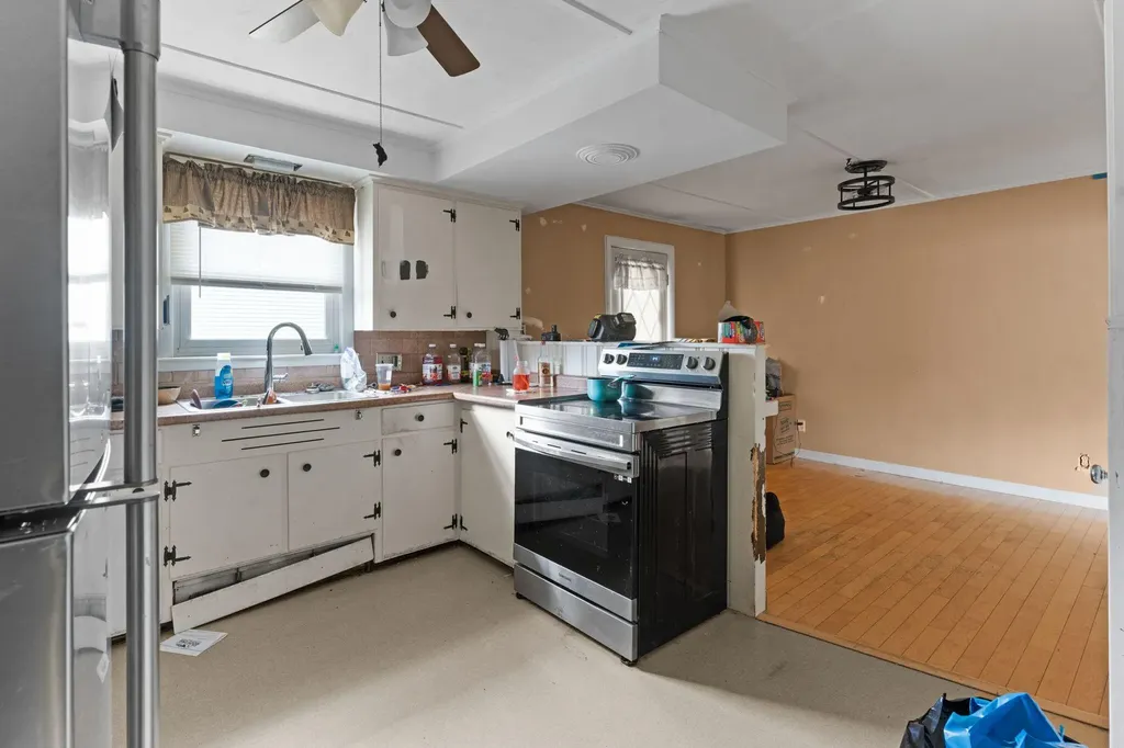 24 Cottage Street Fairfield ME 04937