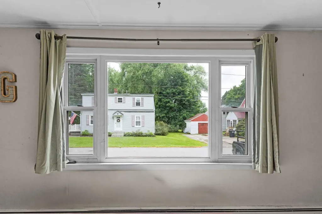 24 Cottage Street Fairfield ME 04937