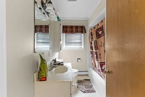 24 Cottage Street Fairfield ME 04937