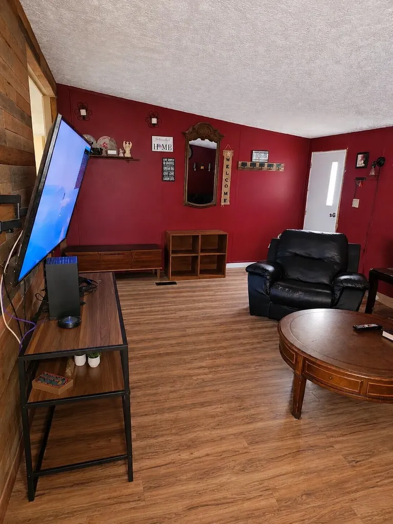 5 Marthes Lane Etna ME 04434