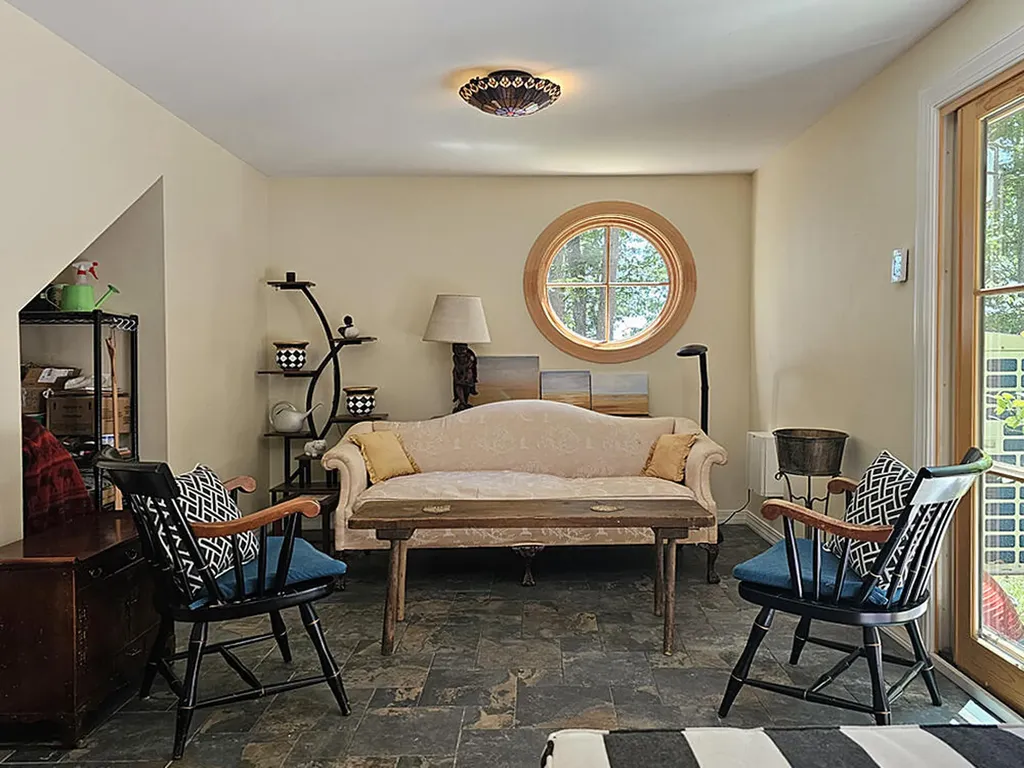 1004 Bremen Road Waldoboro ME 04572
