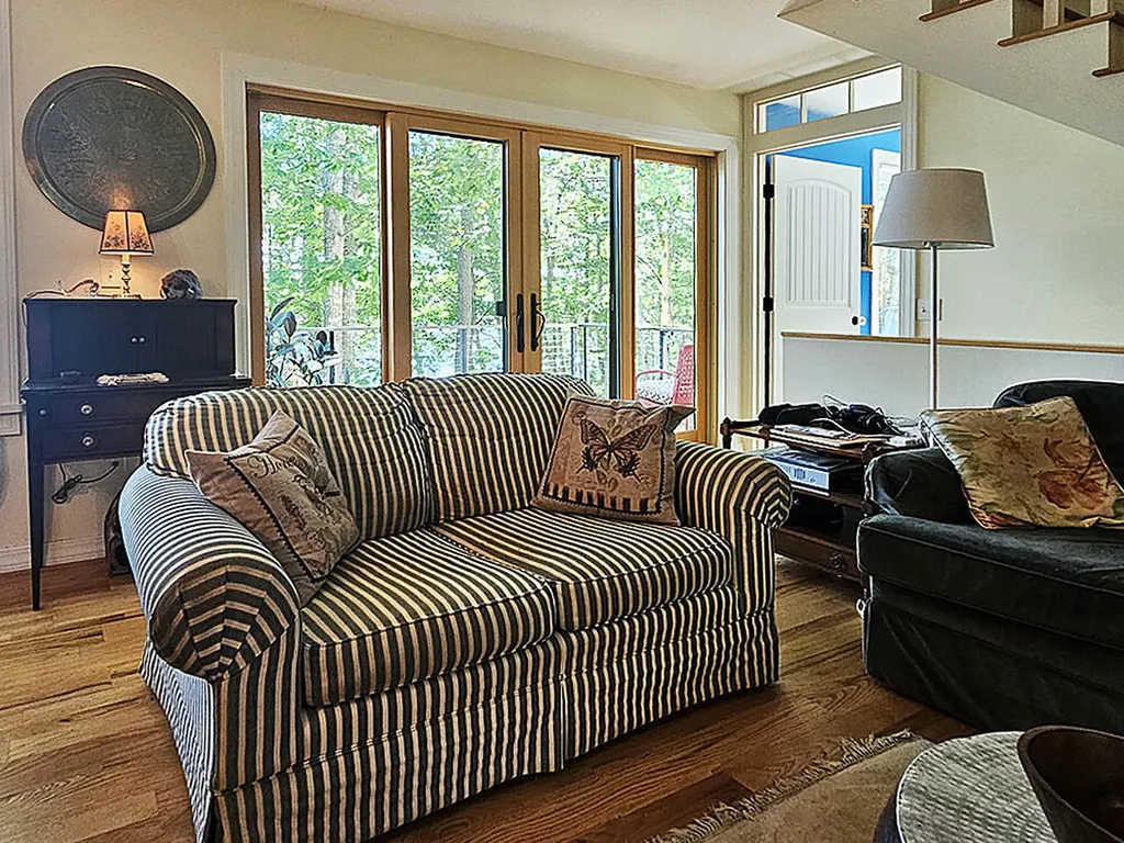 1004 Bremen Road Waldoboro ME 04572