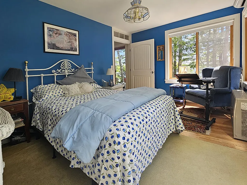 1004 Bremen Road Waldoboro ME 04572