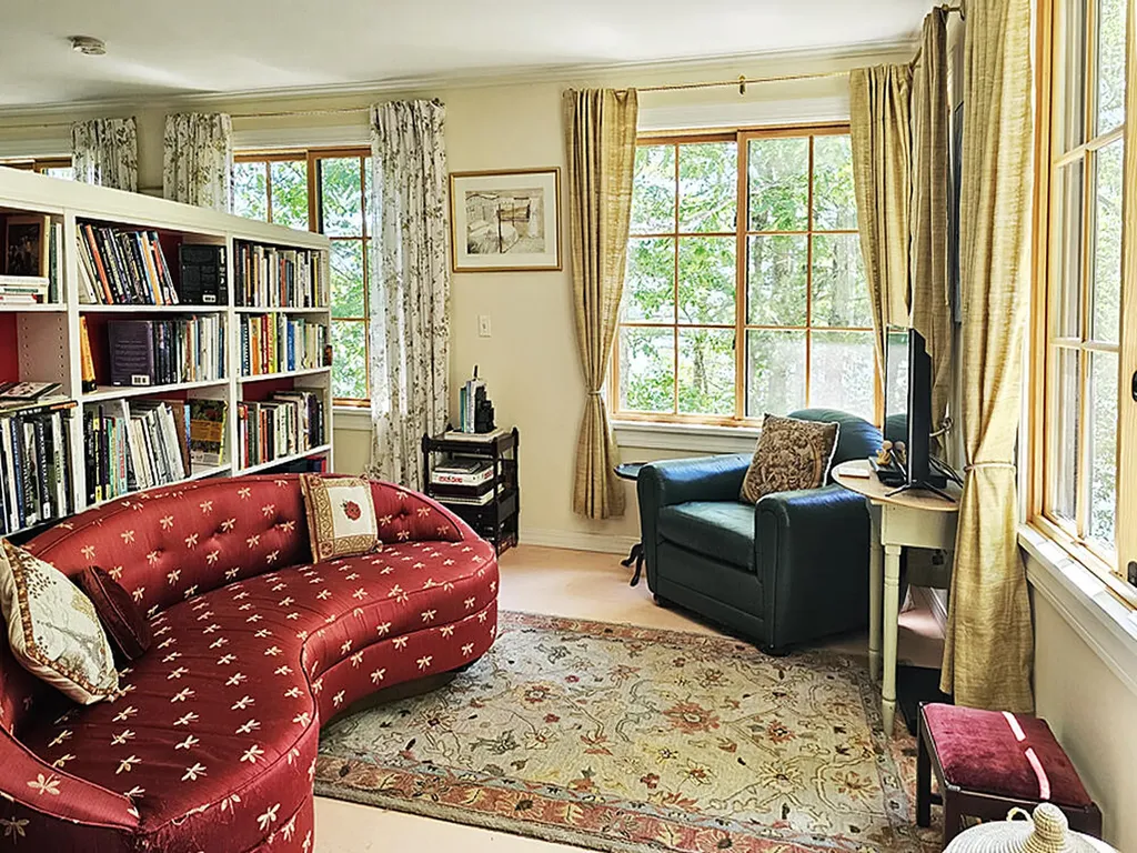 1004 Bremen Road Waldoboro ME 04572