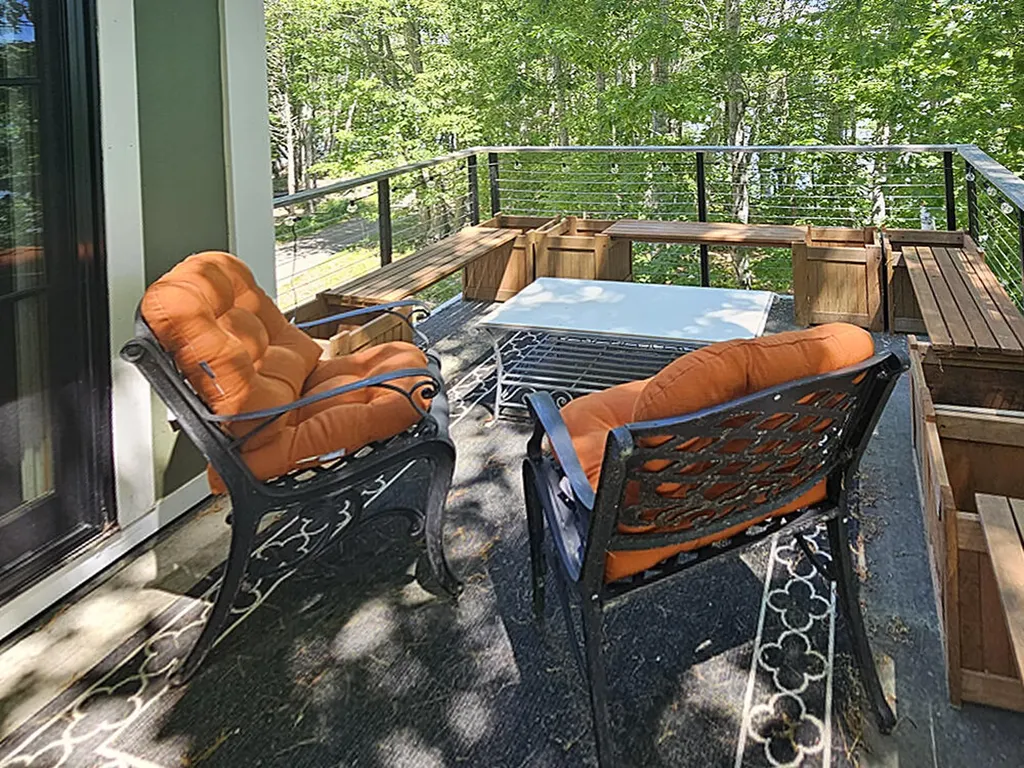 1004 Bremen Road Waldoboro ME 04572