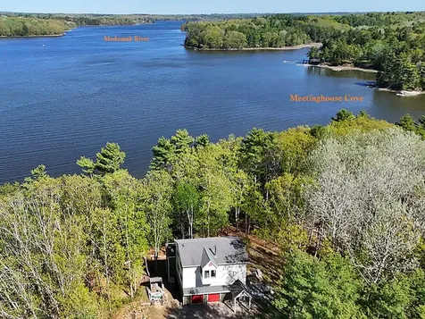 1004 Bremen Road Waldoboro ME 04572