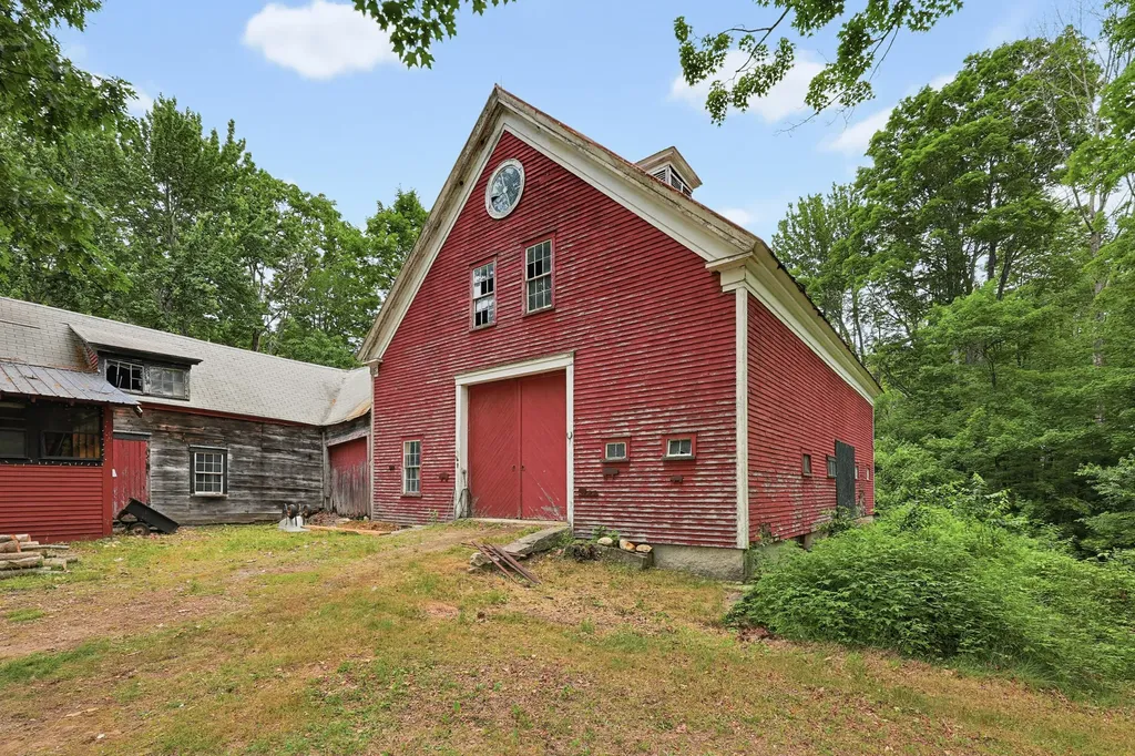 89 Deering Ridge Road Alfred ME 04002