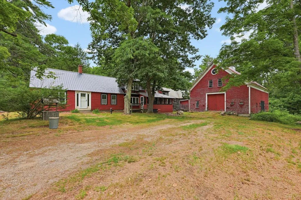 89 Deering Ridge Road Alfred ME 04002