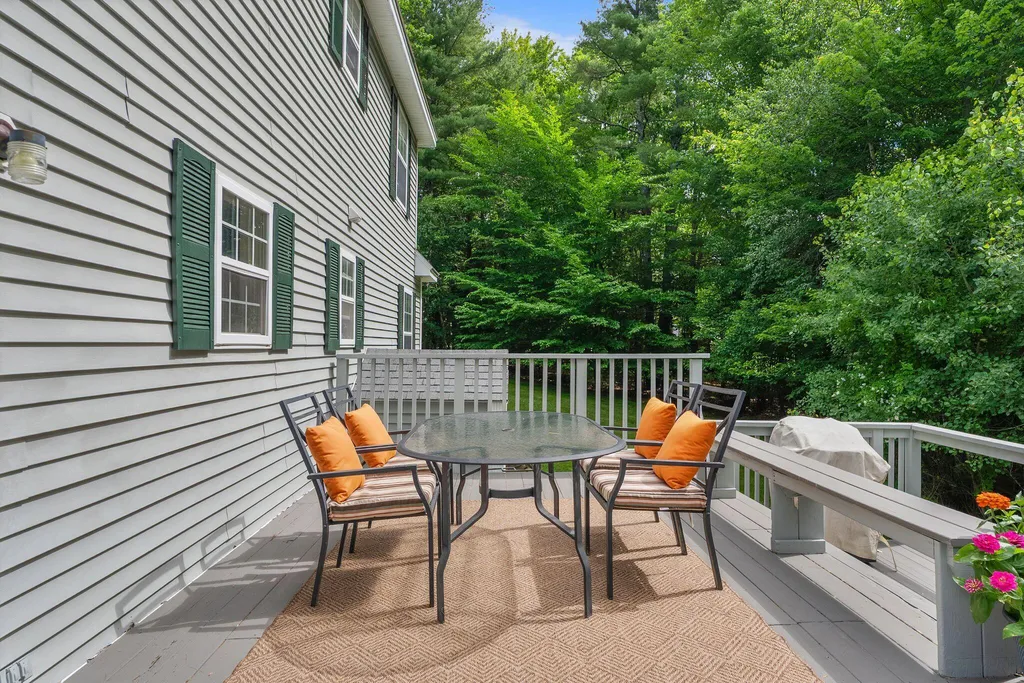 30 Birchwood Terrace North Yarmouth ME 04097