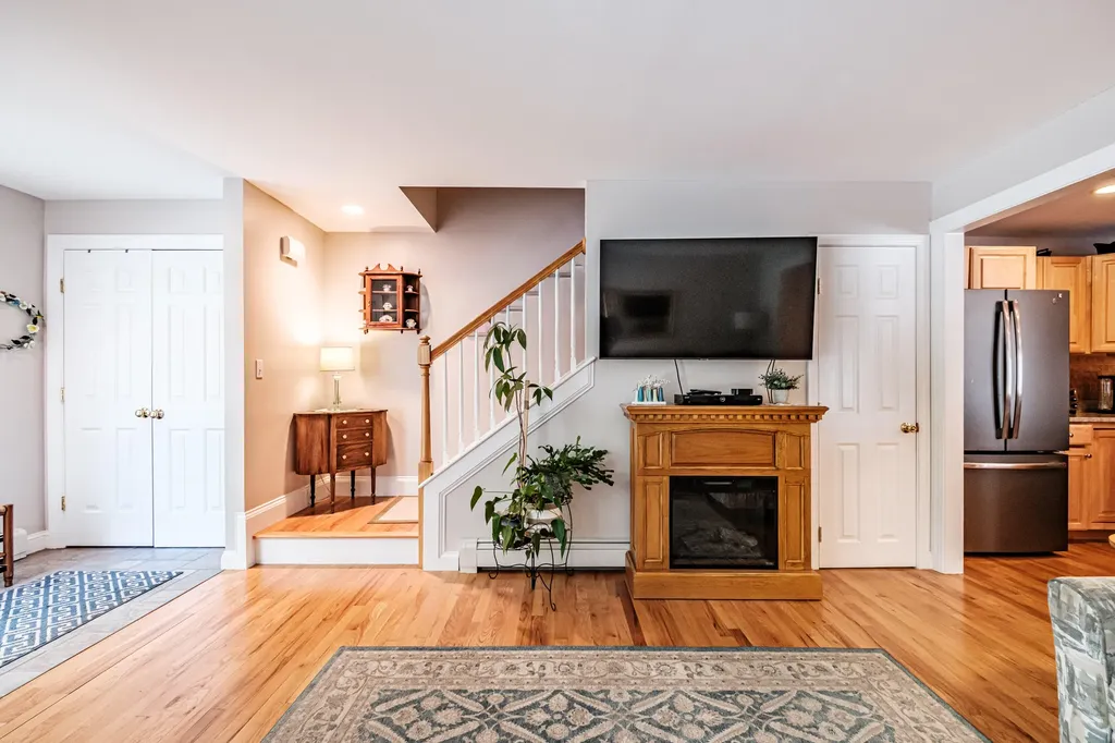 115 Delaware Court Portland ME 04103
