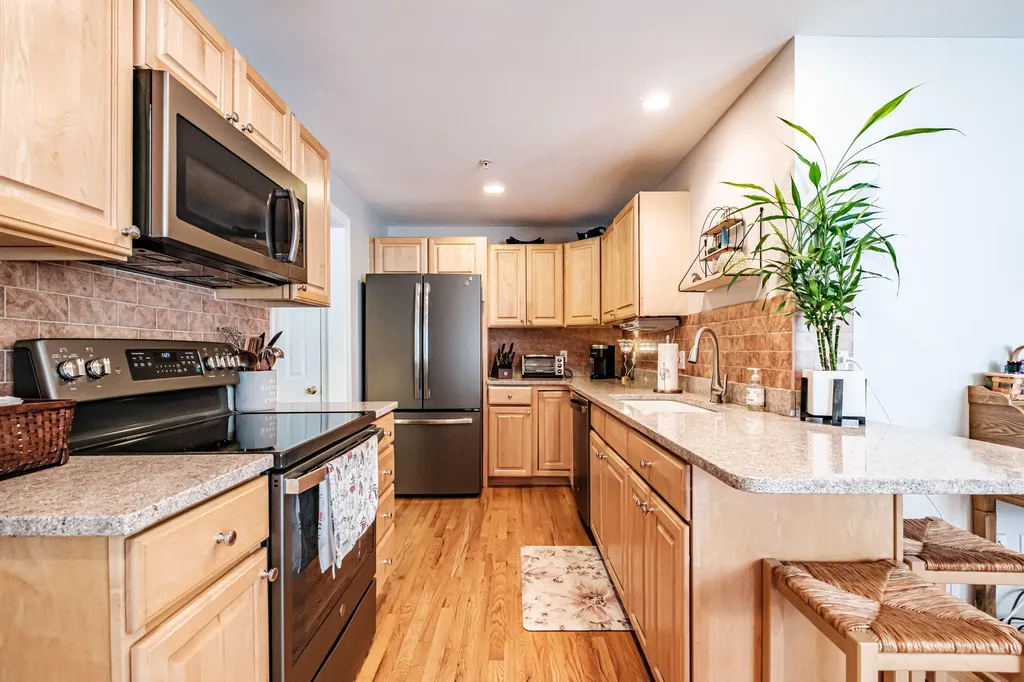 115 Delaware Court Portland ME 04103