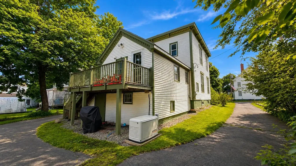 17 Key Street Eastport ME 04631