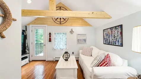 17 Key Street Eastport ME 04631