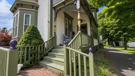 17 Key Street Eastport ME 04631