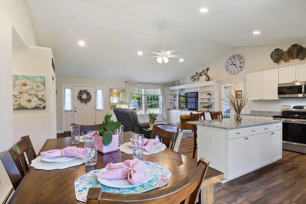 14 Sunset Avenue North Berwick ME 03906