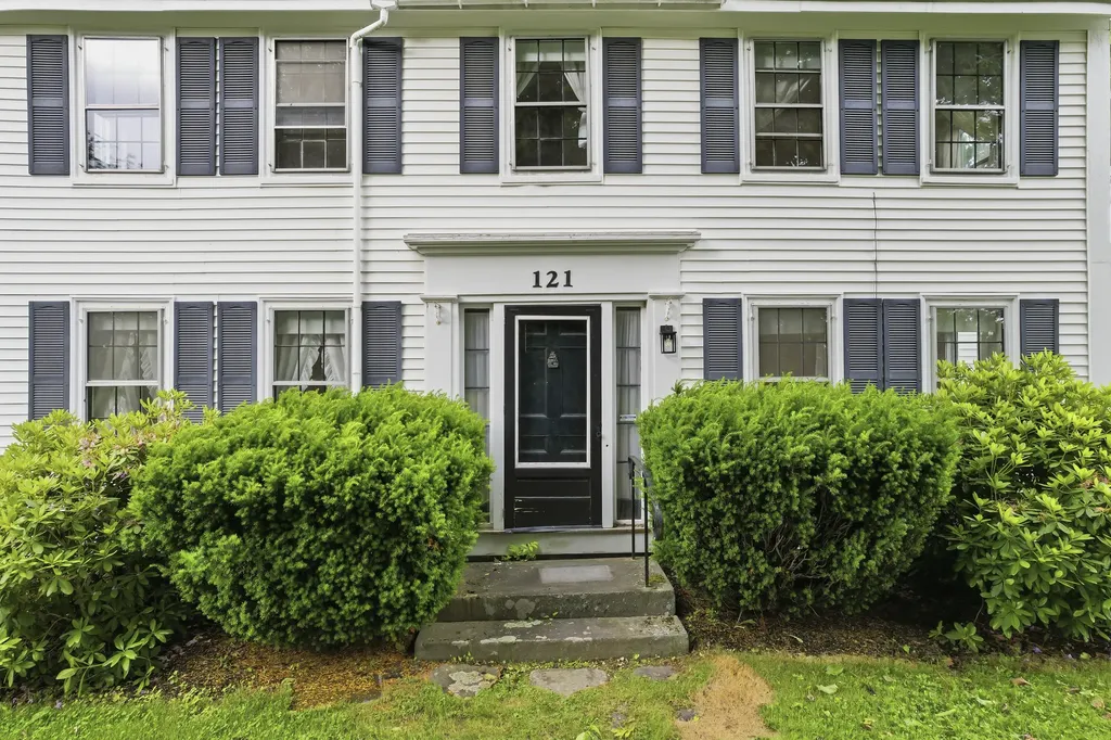 121 Federal Street Wiscasset ME 04578