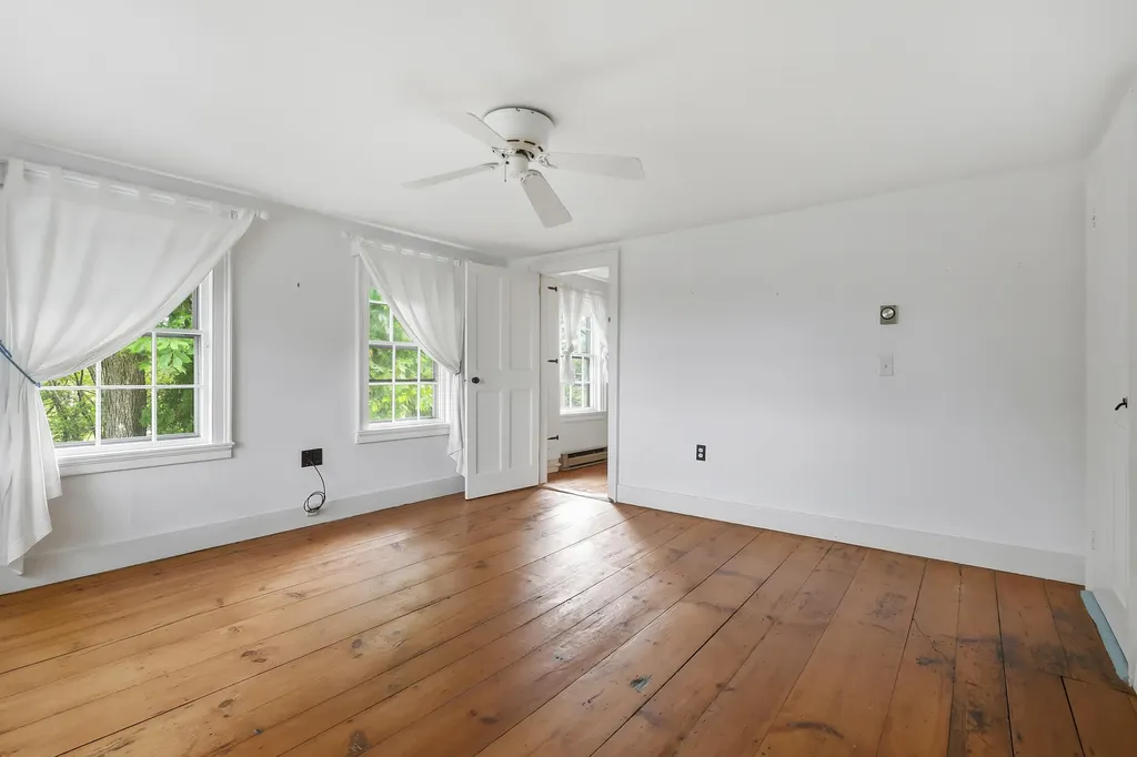 121 Federal Street Wiscasset ME 04578