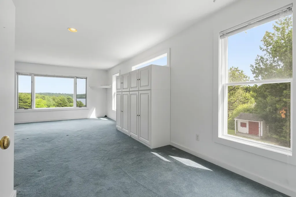 121 Federal Street Wiscasset ME 04578