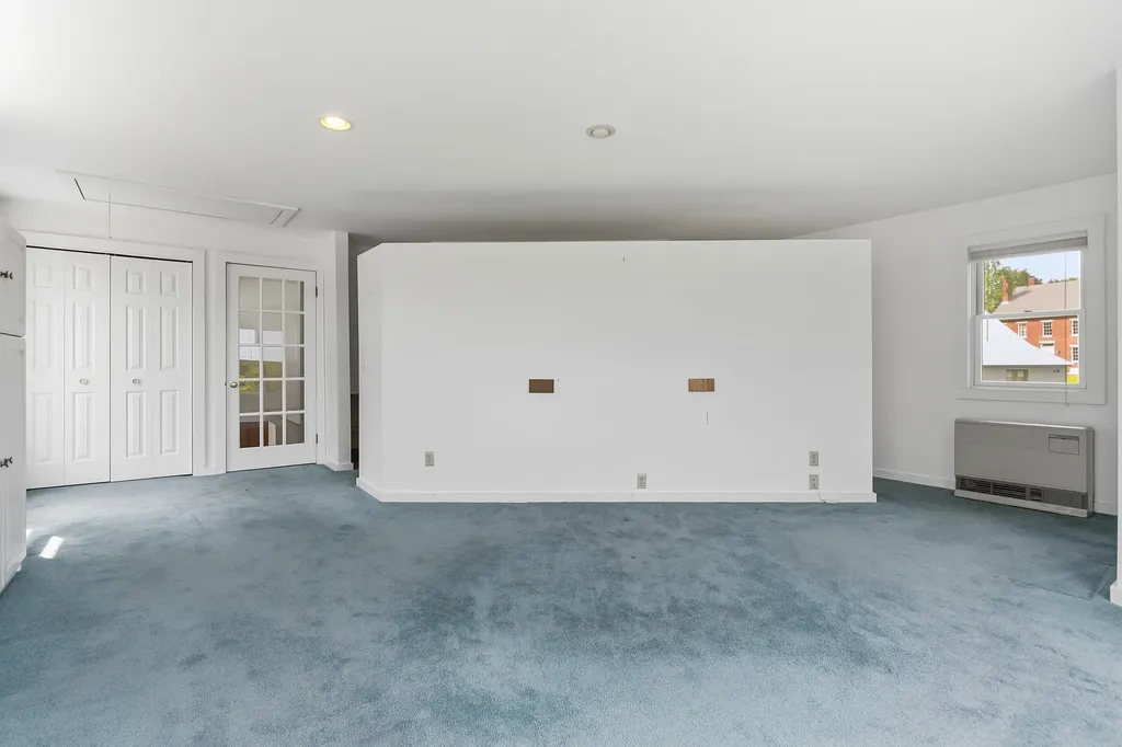 121 Federal Street Wiscasset ME 04578