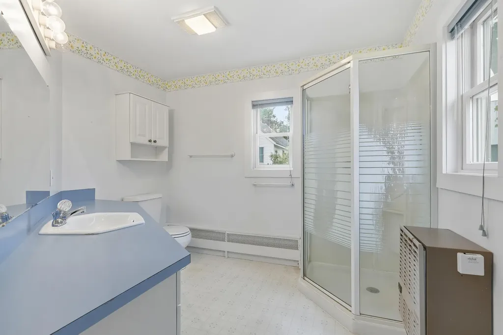 121 Federal Street Wiscasset ME 04578