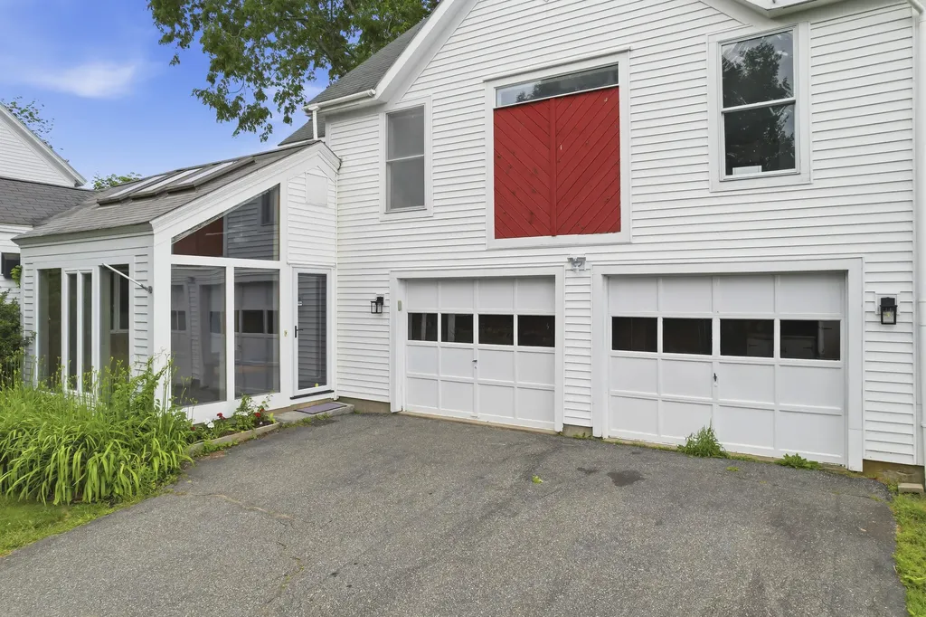 121 Federal Street Wiscasset ME 04578