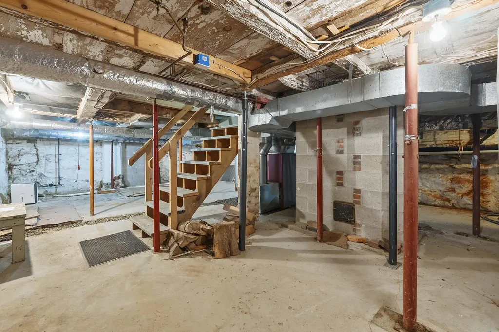 121 Federal Street Wiscasset ME 04578