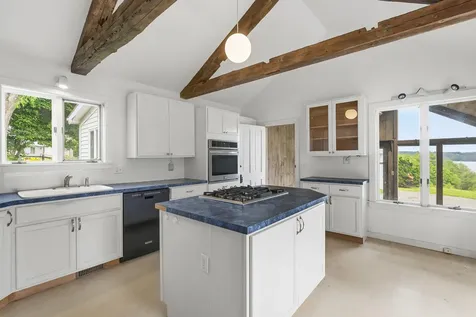 121 Federal Street Wiscasset ME 04578