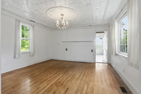 121 Federal Street Wiscasset ME 04578