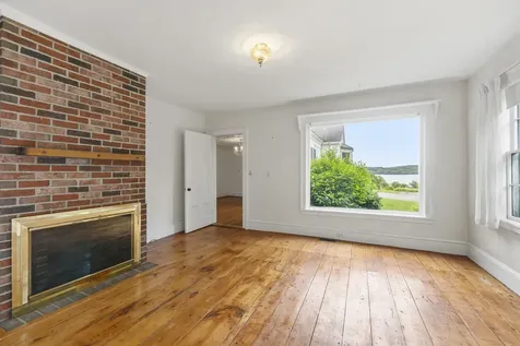 121 Federal Street Wiscasset ME 04578