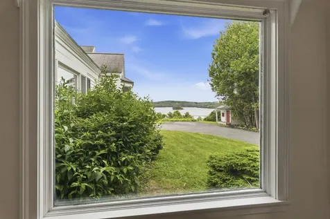 121 Federal Street Wiscasset ME 04578