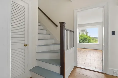 121 Federal Street Wiscasset ME 04578