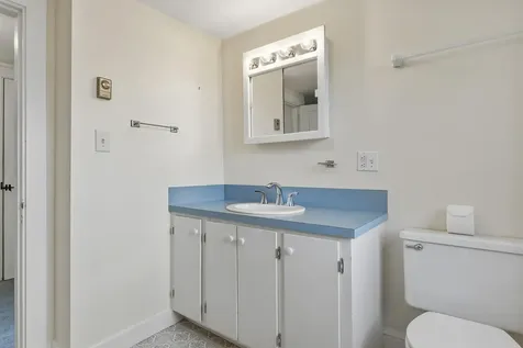 121 Federal Street Wiscasset ME 04578