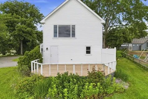 121 Federal Street Wiscasset ME 04578