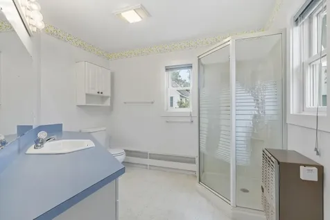 121 Federal Street Wiscasset ME 04578