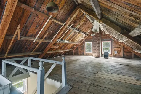 121 Federal Street Wiscasset ME 04578