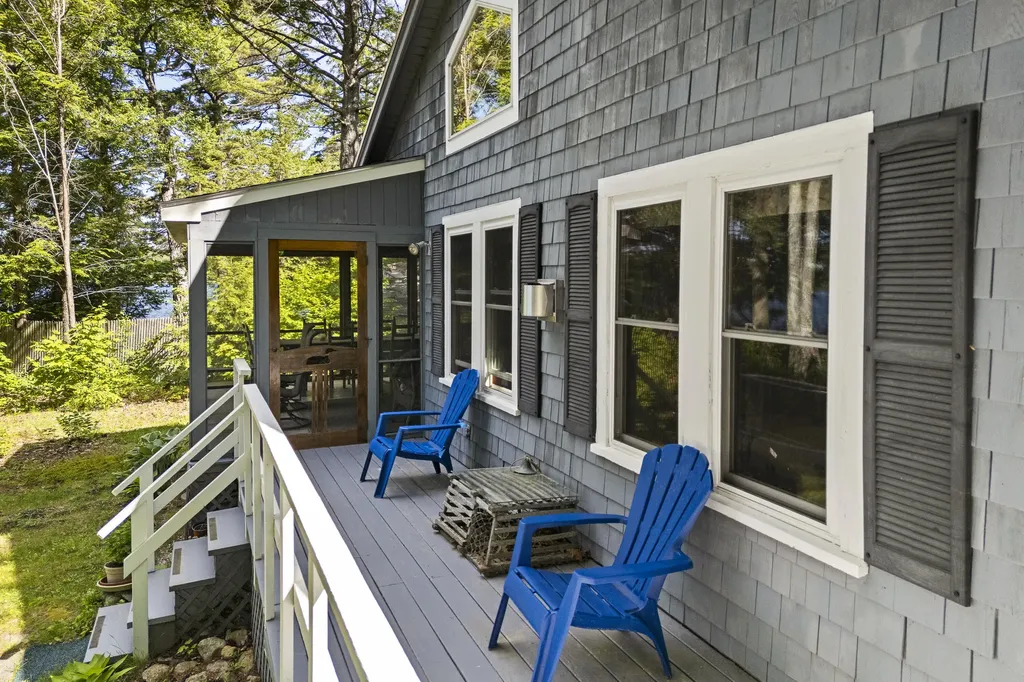 71 Mapleridge Road Nobleboro ME 04555