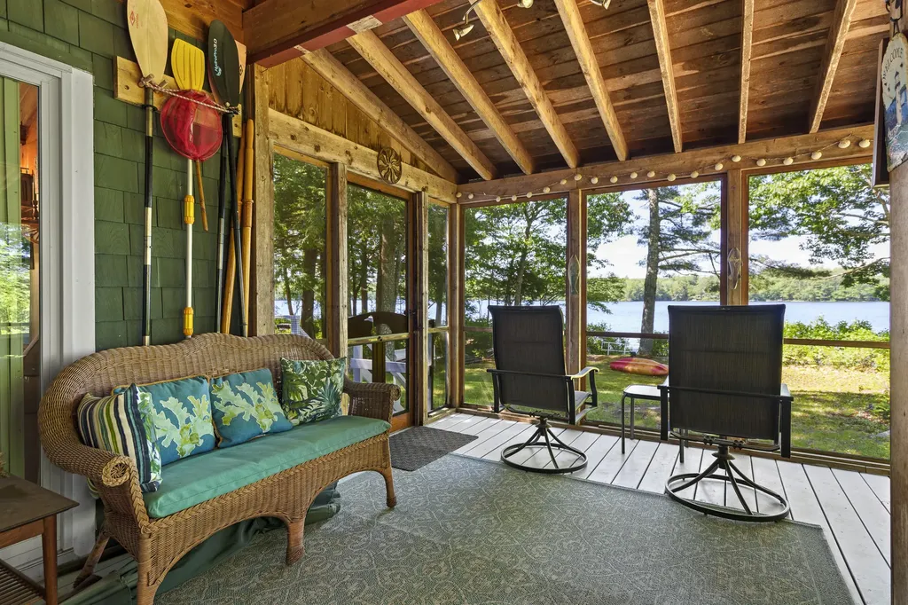 71 Mapleridge Road Nobleboro ME 04555