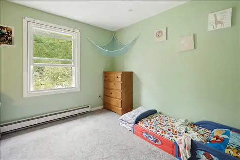 7 Boulder Avenue Paris ME 04281