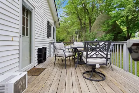 7 Boulder Avenue Paris ME 04281