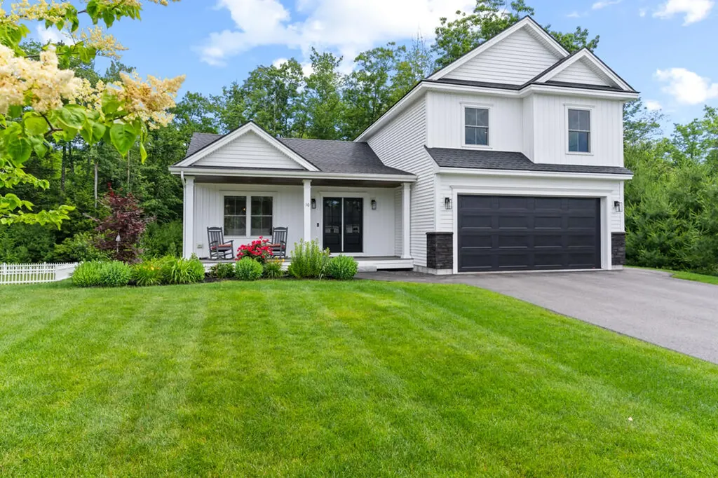 10 Lodge Drive Saco ME 04072