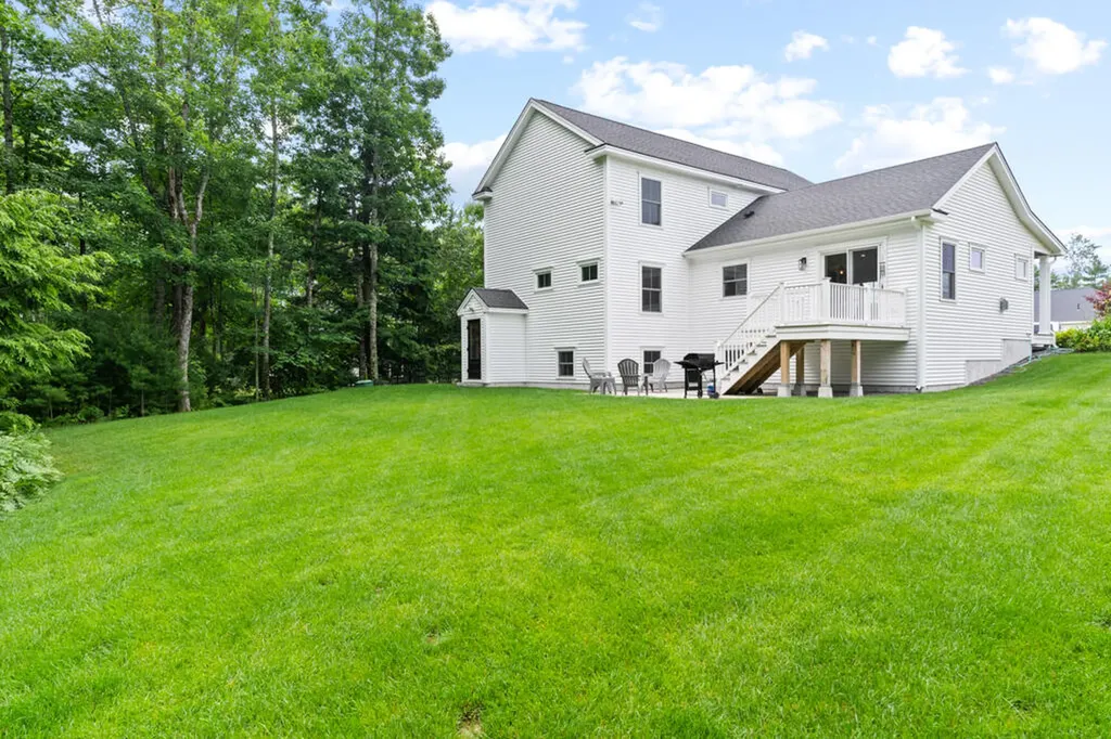 10 Lodge Drive Saco ME 04072