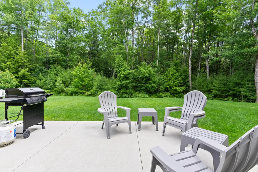 10 Lodge Drive Saco ME 04072