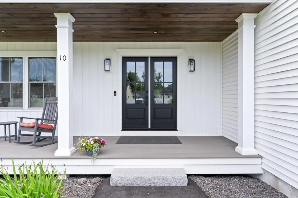 10 Lodge Drive Saco ME 04072