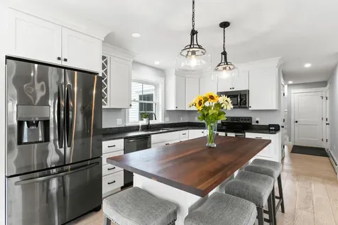 10 Lodge Drive Saco ME 04072