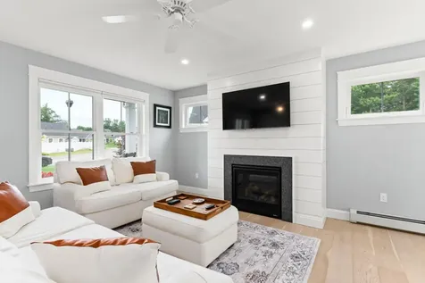 10 Lodge Drive Saco ME 04072