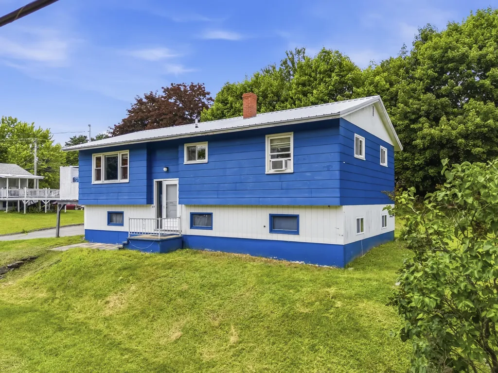 4 Mitchell Street Lewiston ME 04240
